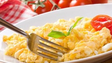 Oeufs Brouilles Petit Dejeuner Recettes De Cuisine Gulli